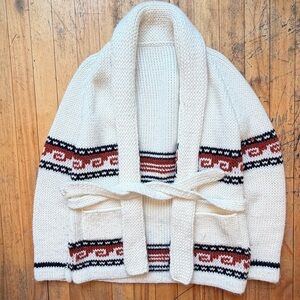 Vintage 70s Aztec starsky cowichan style belted